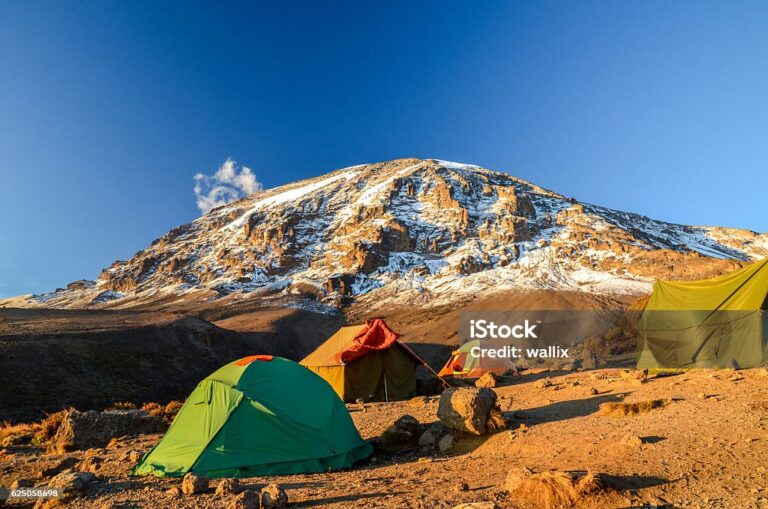 UHURU –Trekking am Kilimandscharo, Lemosho-Route